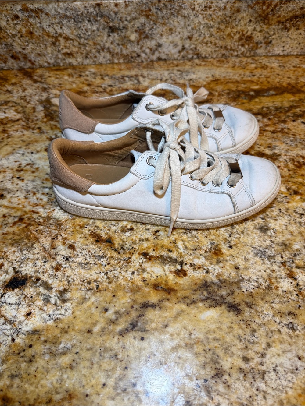 UGG wmns Sneakers